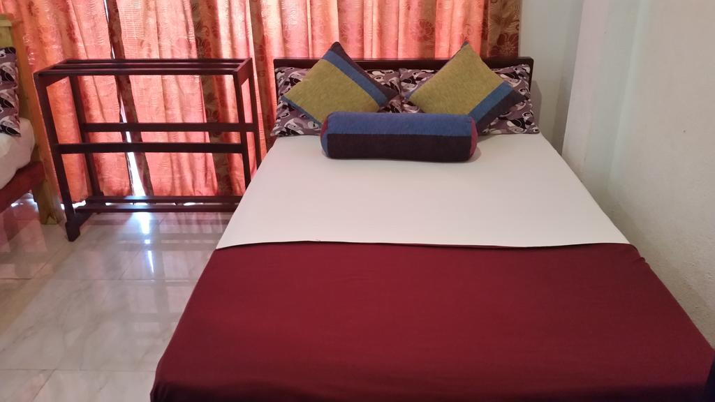 אנוראדפורה Bevary City Hotel מראה חיצוני תמונה