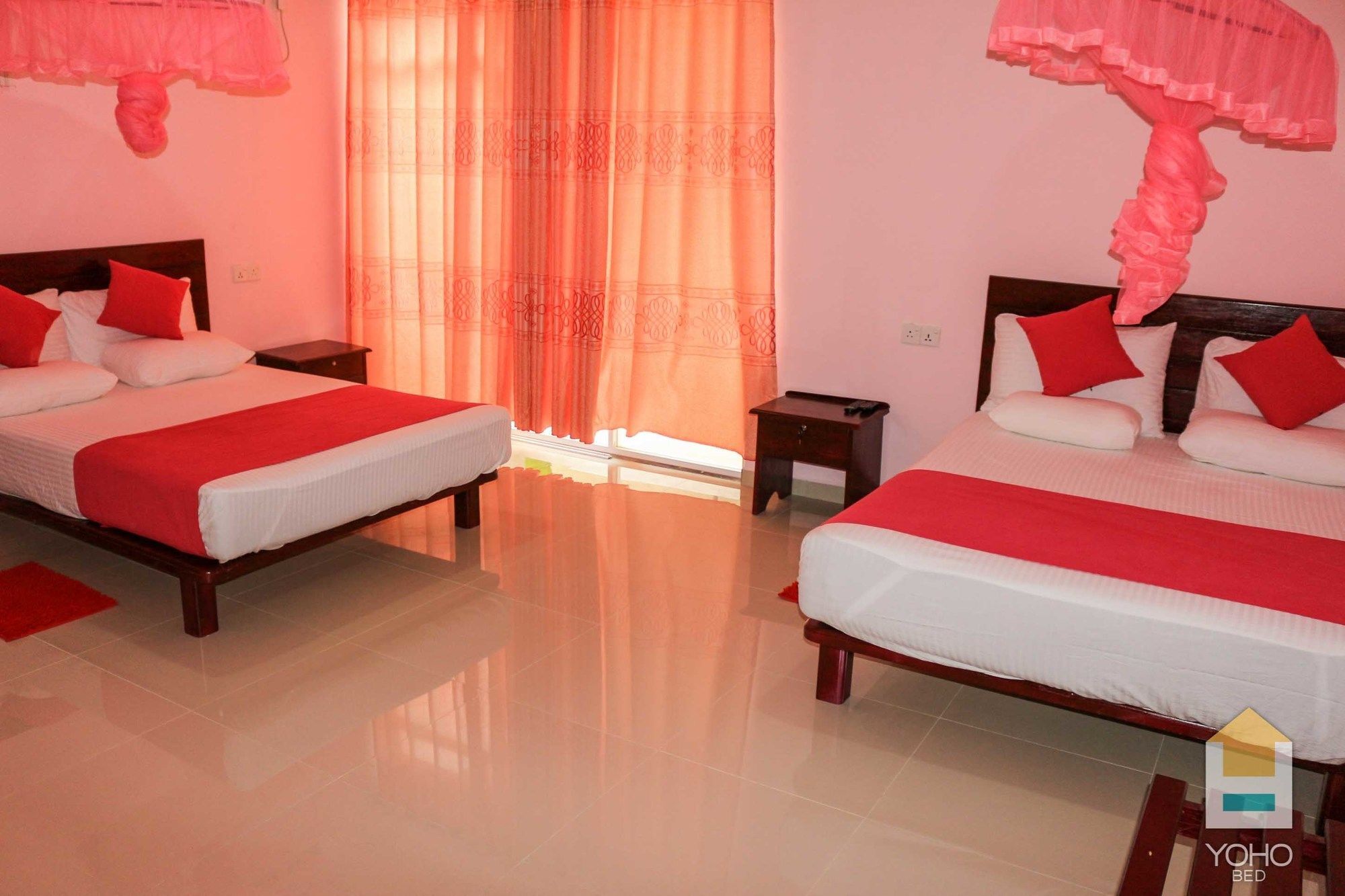 אנוראדפורה Bevary City Hotel מראה חיצוני תמונה
